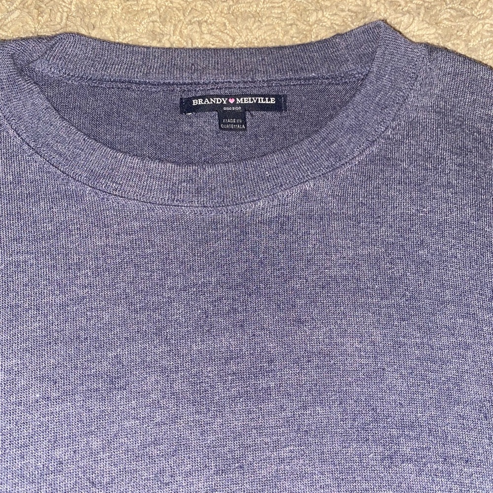 Brandy Melville crew neck - Picture 2 of 2